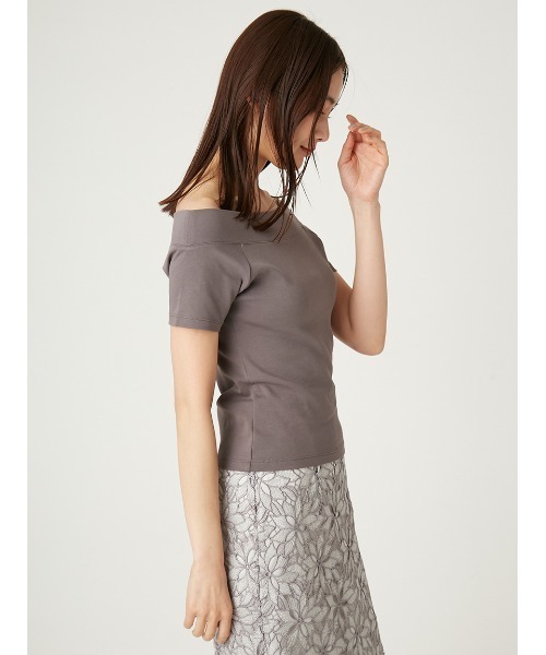 FRAY I.D（フレイアイディー）の「オフショルダーカットソー／ウォッシャブル（Tシャツ/カットソー・レディース・その他/モカ/ピンク/ブラック/ホワイト・FREE）」の8枚目の写真