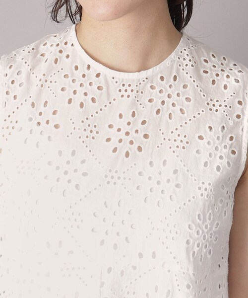 DRESSTERIOR（ドレステリア）の「【コットン100％/洗える】カットワークレースブラウス（シャツ/ブラウス・レディース・ブラック/ホワイト・36/38/40）」の8枚目の写真
