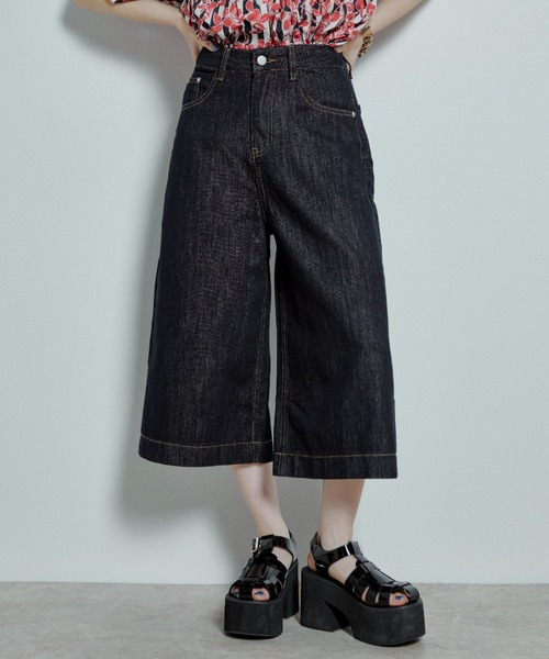 manana suerte(マニャーナスエルテ)の「デニムワイドパンツ(デニムパンツ・レディース・ネイビー・SMALL/MEDIUM/LARGE/X-LARGE)」の2枚目の写真