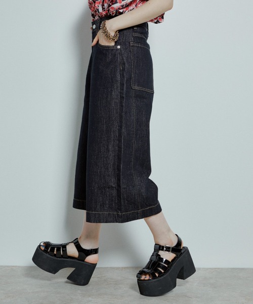manana suerte(マニャーナスエルテ)の「デニムワイドパンツ(デニムパンツ・レディース・ネイビー・SMALL/MEDIUM/LARGE/X-LARGE)」の5枚目の写真