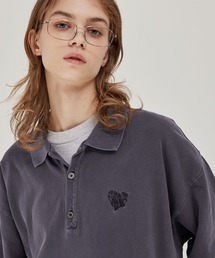 EMMA CLOTHES（エマクローズ）の「ヴィンテージ加工 ピグメント ハートロゴ ワンポイント刺繍ポロシャツ（ポロシャツ）」