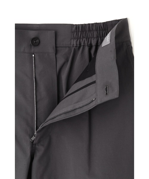 MARGARET HOWELL(マーガレットハウエル)の「MATT COTTON SILK POPLIN(その他パンツ・メンズ・グレー系その他2/ネイビー・LARGE/SMALL/MEDIUM/X-LARGE)」の5枚目の写真