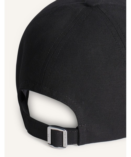 Maison Kitsune(メゾンキツネ)の「BABY FOX 6P CAP(キャップ・レディース・ブラック・U)」の5枚目の写真