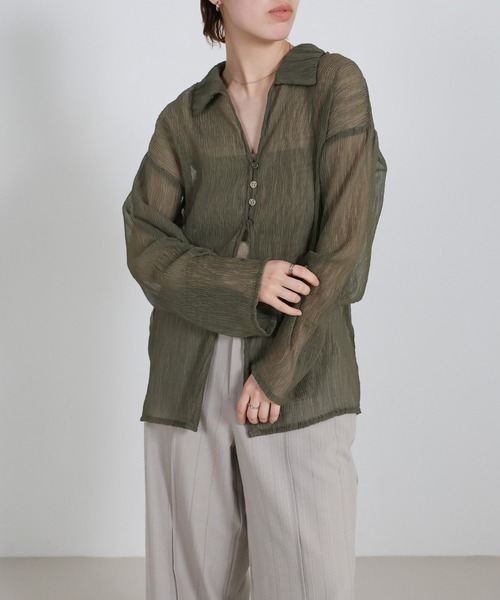 select MOCA（セレクトモカ）の「楊柳シフォンブラウス（シャツ/ブラウス・レディース・ブラック/グレイッシュベージュ/グリーン/オフホワイト/グレー・FREE）」の3枚目の写真