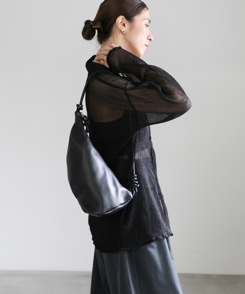 select MOCA（セレクトモカ）の「楊柳シフォンブラウス（シャツ/ブラウス・レディース・ブラック/グレイッシュベージュ/グリーン/オフホワイト/グレー・FREE）」の18枚目の写真