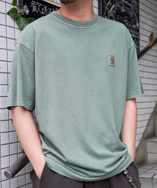 Carhartt（カーハート）の「Carhartt /カーハートダブルアイピー S/S NELSON T-SHIRT（Tシャツ/カットソー・メンズ・ブルー/チャコールグレー/グリーン/パープル・MEDIUM/SMALL/LARGE）」の2枚目の写真