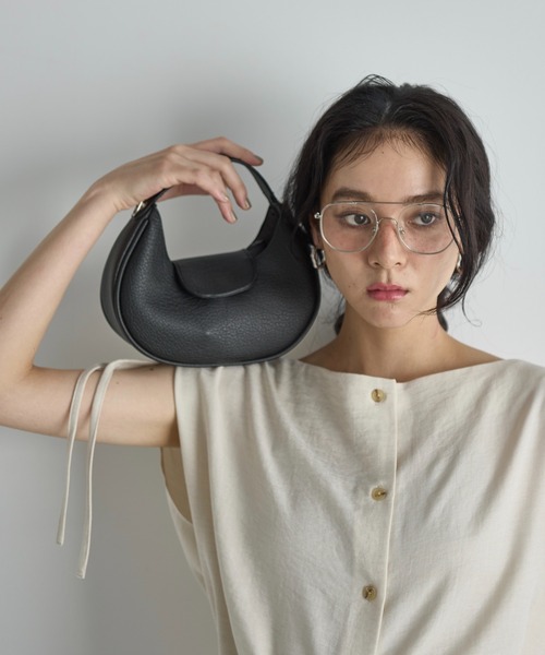 THE YOn(ザヨン)の「ポーチセットハーフムーンショルダーバッグ(ショルダーバッグ・レディース・イエロー/ブラック/グリーン・FREE)」の6枚目の写真