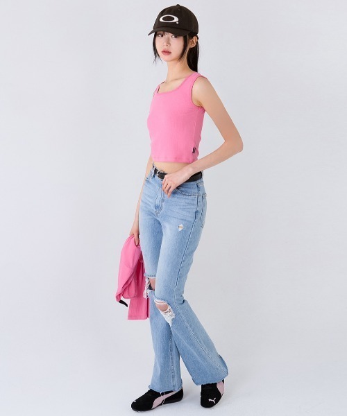 muahmuah(ムーアムーア)の「A'GEM/9 × .kom 『muah muah/ムーアムーア』SLIM FIT LOGO SLEEVELESS/スリムフィット ロゴスリーブレス(タンクトップ・レディース・ホワイト/ピンク/ブラック・FREE)」の17枚目の写真