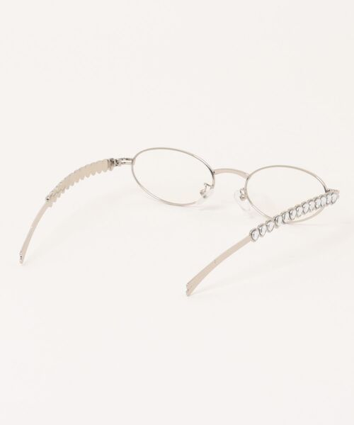 Never mind the XU / Chikashitsu+（ネバーマインド ザ エックスユー / チカシツプラス）の「【nmtc+】heart cubic eyeglasses / 【エヌエムティーシープラス】ハートキュービックアイグラスメガネ（メガネ・レディース・シルバー・ONE SIZE）」の5枚目の写真