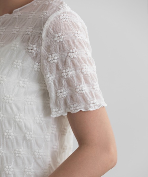 Lunea（ルネア）の「花柄シアートップス（Tシャツ/カットソー・レディース・ブラック/アイボリー/ホワイト・FREE）」の9枚目の写真