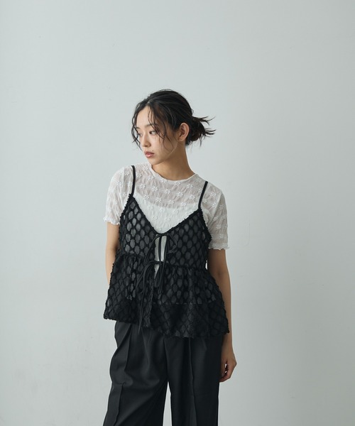 Lunea（ルネア）の「花柄シアートップス（Tシャツ/カットソー・レディース・ブラック/アイボリー/ホワイト・FREE）」の16枚目の写真