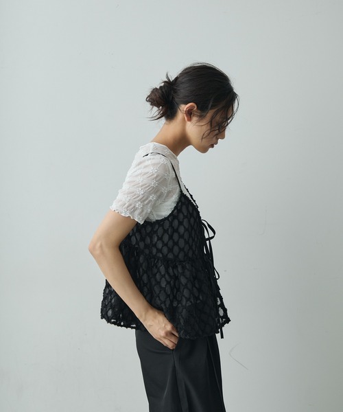 Lunea（ルネア）の「花柄シアートップス（Tシャツ/カットソー・レディース・ブラック/アイボリー/ホワイト・FREE）」の18枚目の写真