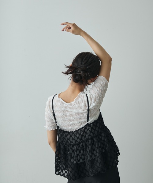 Lunea（ルネア）の「花柄シアートップス（Tシャツ/カットソー・レディース・ブラック/アイボリー/ホワイト・FREE）」の19枚目の写真