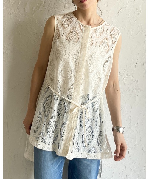 She's Closet（シーズクローゼット）の「ロング丈ノースリーブラッセルレースジレブラウス（シャツ/ブラウス・レディース・アイボリー/ブラック・FREE）」の4枚目の写真