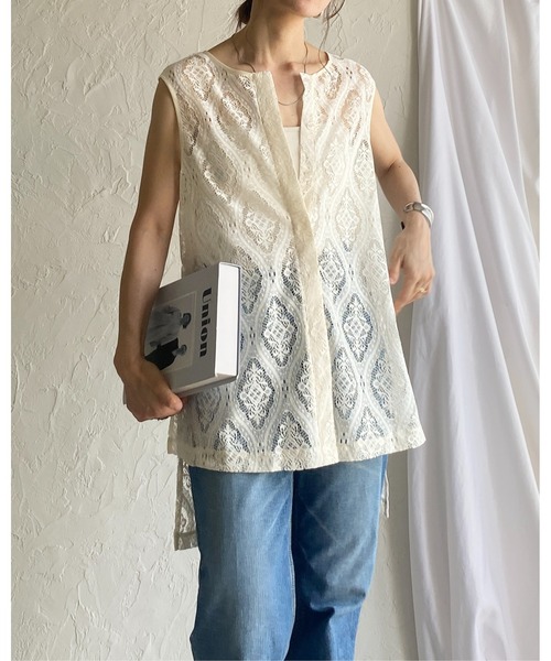 She's Closet（シーズクローゼット）の「ロング丈ノースリーブラッセルレースジレブラウス（シャツ/ブラウス・レディース・アイボリー/ブラック・FREE）」の13枚目の写真