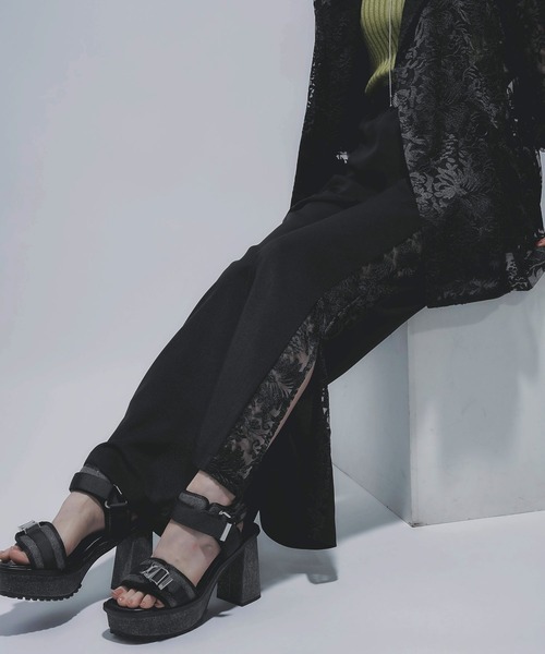 HARE（ハレ）の「ヴィンテージシシュウフレアパンツ(HARE)（その他パンツ・レディース・ブラック/オフホワイト・FREE）」の7枚目の写真