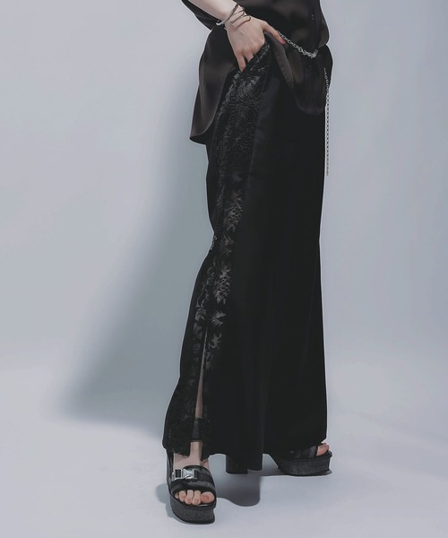 HARE（ハレ）の「ヴィンテージシシュウフレアパンツ(HARE)（その他パンツ・レディース・ブラック/オフホワイト・FREE）」の10枚目の写真