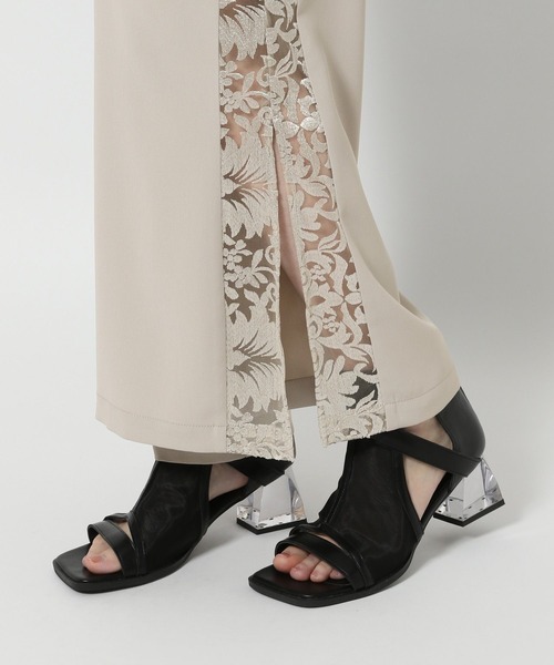 HARE（ハレ）の「ヴィンテージシシュウフレアパンツ(HARE)（その他パンツ・レディース・ブラック/オフホワイト・FREE）」の17枚目の写真