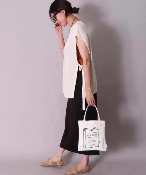 PEANUTS（ピーナッツ）の「(ACT)【PEANUTS】スヌーピー 刺繍 キャンバス ミニ トートバッグ（トートバッグ・レディース・アイボリー系1/アイボリー系2/アイボリー系3・ONE SIZE）」の6枚目の写真
