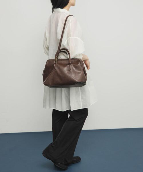 KBF（ケイビーエフ）の「ガマグチボストンBAG（ボストンバッグ・レディース・ダークブラウン/ブラック・ONE）」の7枚目の写真