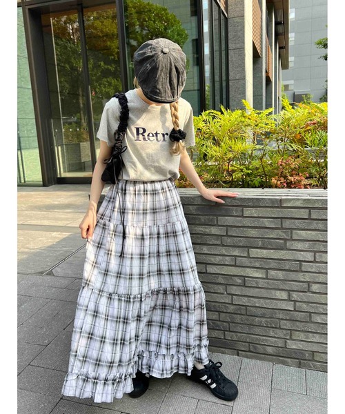 WC（ダブル シー）の「オンブレチェックティアードロングスカート（スカート・レディース・ブラック/ホワイト・FREE）」の5枚目の写真