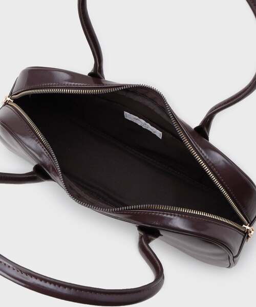 OPAQUE.CLIP(オペークドットクリップ)の「【軽量】オイル調合皮ワイドボストンバッグ(ボストンバッグ・レディース・ブラック/ブラウン系その他・00)」の11枚目の写真