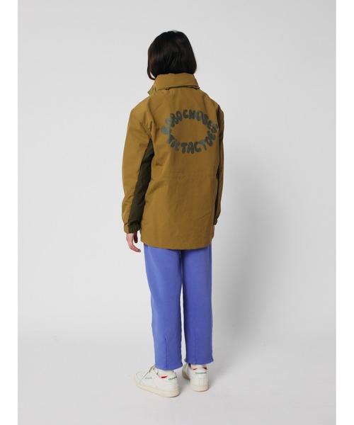 BOBO CHOSES（ボボショーズ）の「Tic Tac Toe raincoat（ナイロンジャケット・キッズ・カーキ・8-9y/4-5YEAR/12-13y/10-11y/6-7YEAR/2-3YEAR）」の14枚目の写真