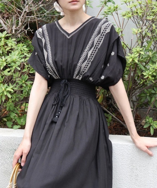 Bab(バブ)の「【S・Mサイズ展開】フロント刺繍ウエストシャーリングワンピース(ワンピース・レディース・アイボリー/ブラック/イエロー/ミント/ラベンダー/ピンク/グリーン・MEDIUM/SMALL)」の22枚目の写真