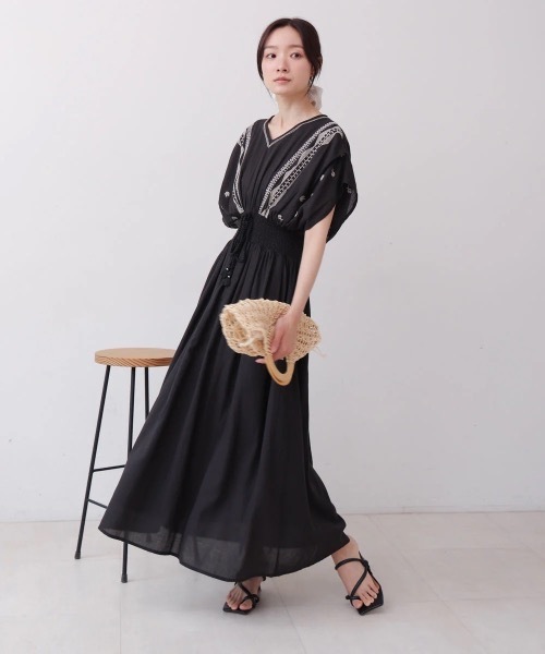 Bab(バブ)の「【S・Mサイズ展開】フロント刺繍ウエストシャーリングワンピース(ワンピース・レディース・アイボリー/ブラック/イエロー/ミント/ラベンダー/ピンク/グリーン・MEDIUM/SMALL)」の9枚目の写真