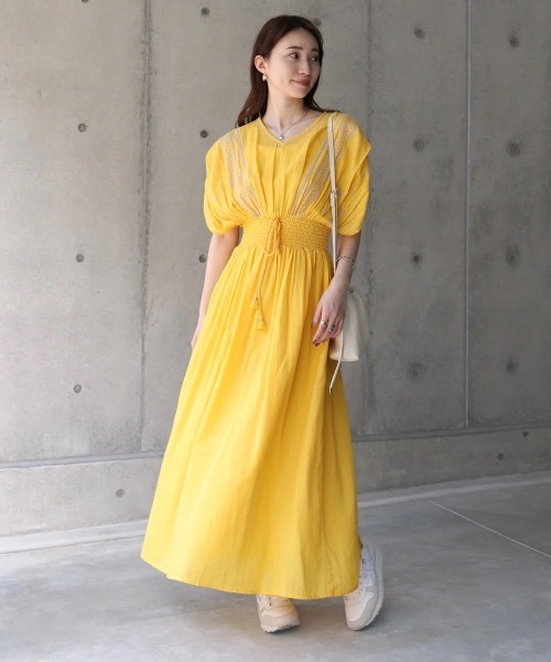Bab(バブ)の「【S・Mサイズ展開】フロント刺繍ウエストシャーリングワンピース(ワンピース・レディース・アイボリー/ブラック/イエロー/ミント/ラベンダー/ピンク/グリーン・MEDIUM/SMALL)」の10枚目の写真