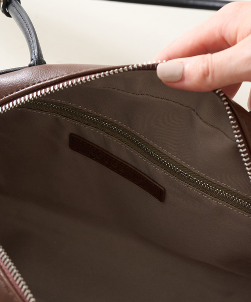 Rouge vif（ルージュヴィフ）の「パイピングロングハンドルボストンバッグ（ボストンバッグ・レディース・ブラック/ブラウン・フリー）」の22枚目の写真