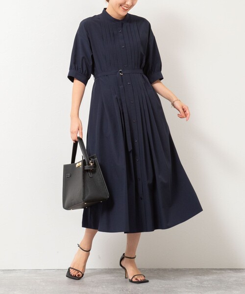 NOLLEY’S（ノーリーズ）の「タックシャツワンピース（シャツワンピース・レディース・ネイビー/キャメル・38）」の2枚目の写真