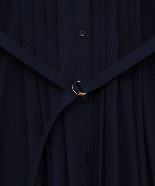 NOLLEY’S（ノーリーズ）の「タックシャツワンピース（シャツワンピース・レディース・ネイビー/キャメル・38）」の21枚目の写真