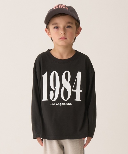 b・ROOM(ビールーム)の「【カイテキ天竺】選べる7パターンアソートロゴプリントTシャツ(Tシャツ/カットソー・キッズ・スモークピンク/ブルーグレー/ブラック/ブルー系その他/パープル/シルバーグレー・150cm/140cm/130cm/120cm/100cm/110cm)」の2枚目の写真