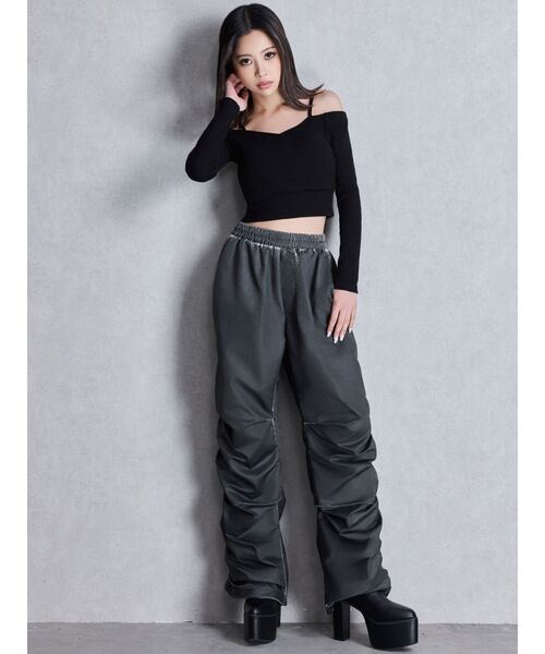 GYDA(ジェイダ)の「サイドギャザーpigment processedパンツ(その他パンツ・レディース・チャコールグレー/カーキ・FREE)」の5枚目の写真