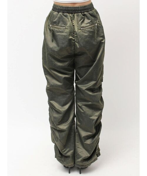 GYDA(ジェイダ)の「サイドギャザーpigment processedパンツ(その他パンツ・レディース・チャコールグレー/カーキ・FREE)」の11枚目の写真