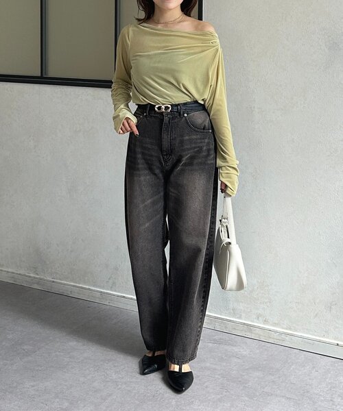 Thevon（ゼボン）の「ドレープネックベロアシアープルオーバー（Tシャツ/カットソー・レディース・ネイビー/オリーブ/グレイッシュベージュ・FREE）」の21枚目の写真