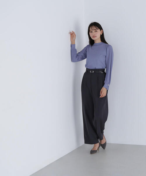 NATURAL BEAUTY BASIC（ナチュラルビューティーベーシック）の「◇プリーツスリーブノットボタンニット（ニット/セーター・レディース・ブルー/ブラック/オフホワイト・FREE）」の6枚目の写真