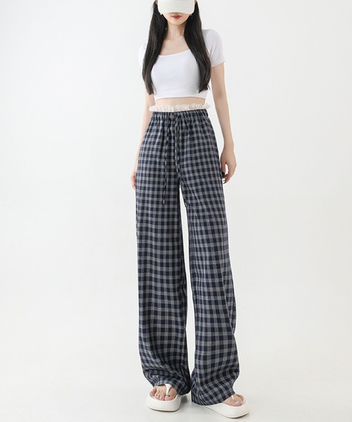 2ly2(トゥーリートゥー)の「ゆるっとラクちん!チェック柄ワイドパンツ(その他パンツ・レディース・ネイビー/ブラック・FREE)」の3枚目の写真
