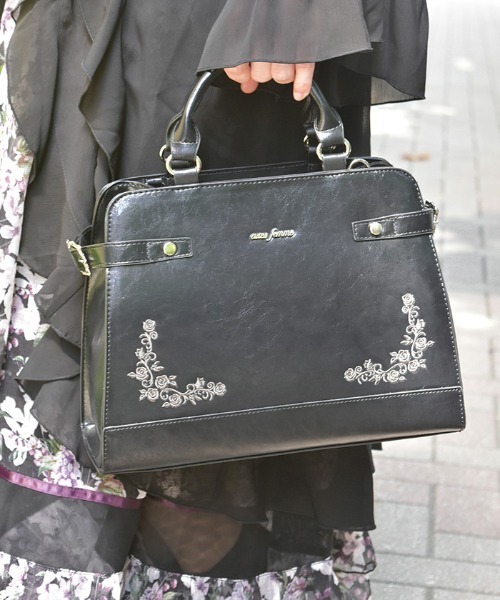 axes femme（アクシーズファム）の「薔薇刺繍クラシカルボストン（ボストンバッグ・レディース・ブラック/ダークグリーン/ダークブラウン・FREE）」の2枚目の写真