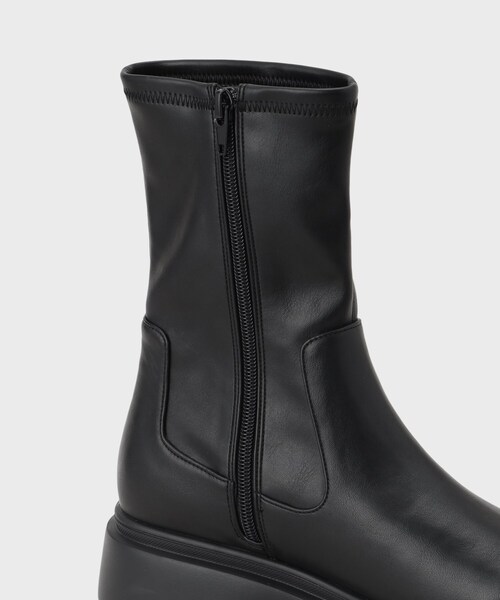 INDIVI（インディヴィ）の「ストレッチミドルブーツ（ブーツ・レディース・ブラック/ブラック系5・25/45/35）」の8枚目の写真