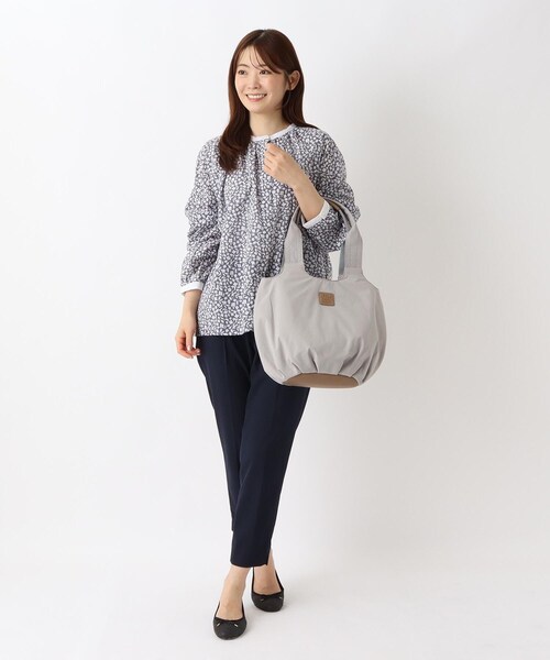 one'sterrace（ワンズテラス）の「anello EMMA トート（トートバッグ・レディース・ブラック系8/ライトグレー系8/アイボリー系8・99）」の15枚目の写真