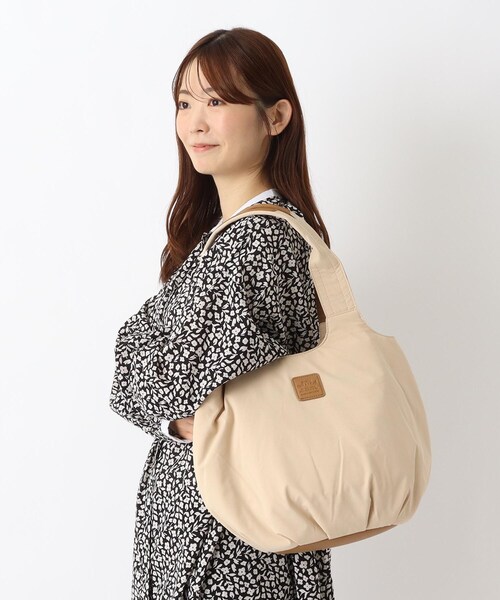 one'sterrace（ワンズテラス）の「anello EMMA トート（トートバッグ・レディース・ブラック系8/ライトグレー系8/アイボリー系8・99）」の18枚目の写真
