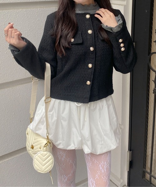 Mejoul（メジュール）の「ゴールドボタン クロップド丈ツイードノーカラージャケット（その他アウター・レディース・ブラック/ホワイト・L/M）」の17枚目の写真