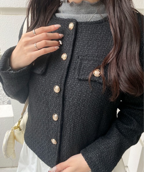 Mejoul（メジュール）の「ゴールドボタン クロップド丈ツイードノーカラージャケット（その他アウター・レディース・ブラック/ホワイト・L/M）」の15枚目の写真
