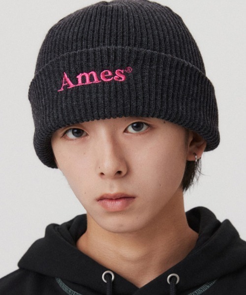 A'GEM/9 × .kom『AMES WORLDWIDE/アメスワールドワイド』BASIC LOGO