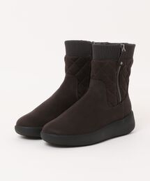 オールウェザー対応キルティングショートブーツ