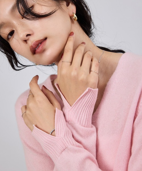 ROPE'（ロペ）の「カシミヤVネックニットプルオーバー（ニット/セーター・レディース・ブラック/ベージュ/ピンク系その他2/レッド/グレー・FREE）」の7枚目の写真