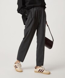 レディースのパンツ（グレー/灰色系・スリット）ファッション