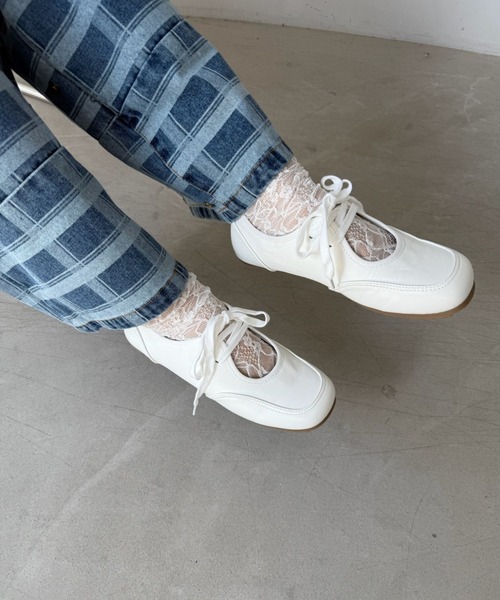 SANSeLF（サンセルフ）の「【SANSeLF】 メリージェーンシューズ レースアップ スクエアトゥ フラット sas25a028（その他シューズ・レディース・ホワイト・38/39/37/36）」の4枚目の写真